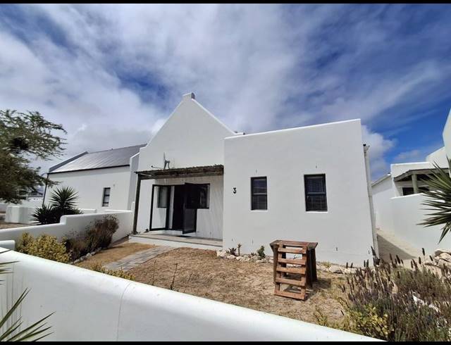 2 BEDROOM HOUSE FOR SALE IN BRITANNIA BAY